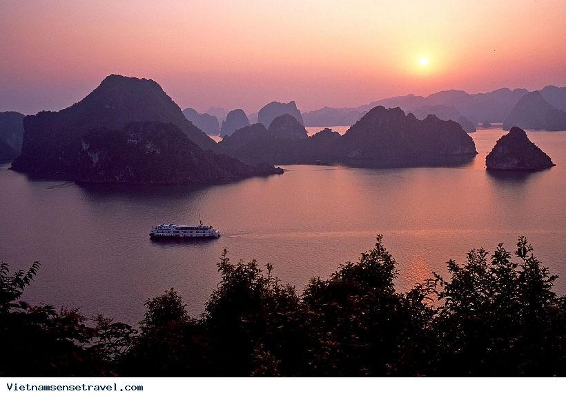 Amazing Vietnam Cambodia Cruise