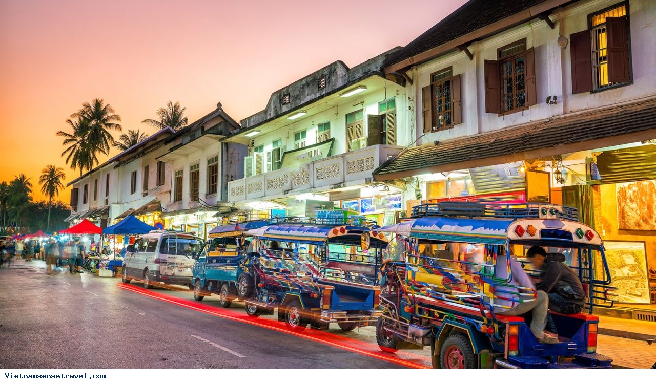 Awesome Things to Do in Luang Prabang Old Town - Ảnh 3
