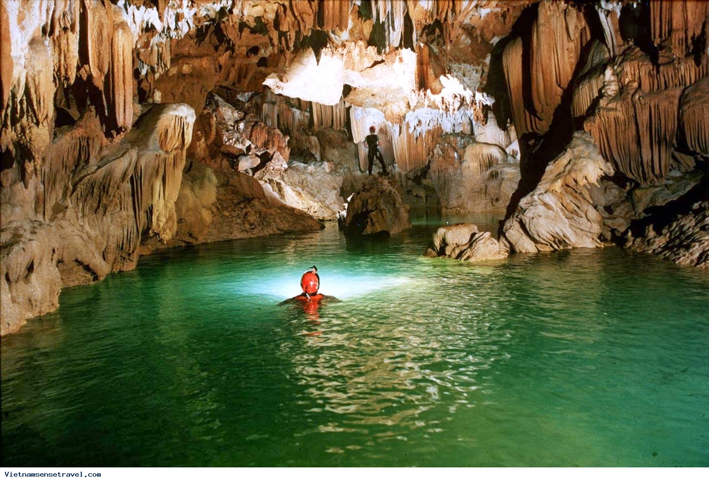 Quang Binh - Kingdom Of Caves Enjoys Tourism Boom - Ảnh 2