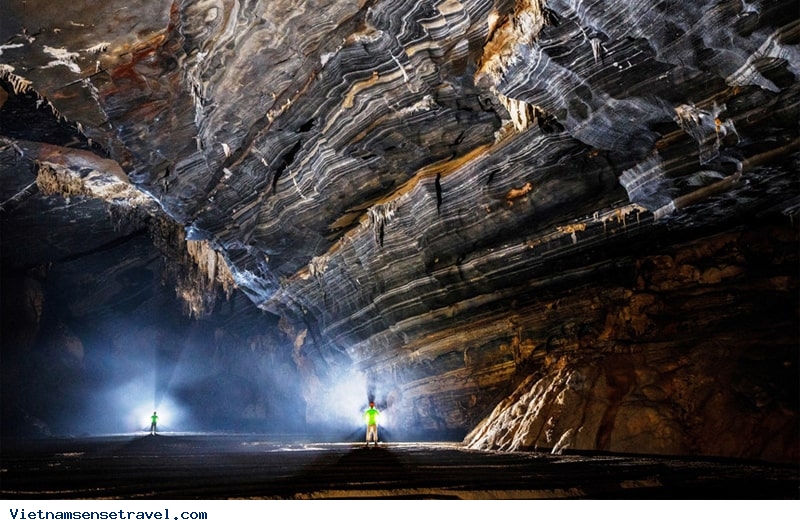 Tien Cave – An Amazing Place To Discover In Quang Binh - Ảnh 1